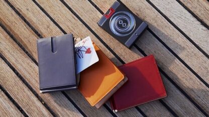 Modern Card to Wallet Insta (Black) by Quiver - Image 5